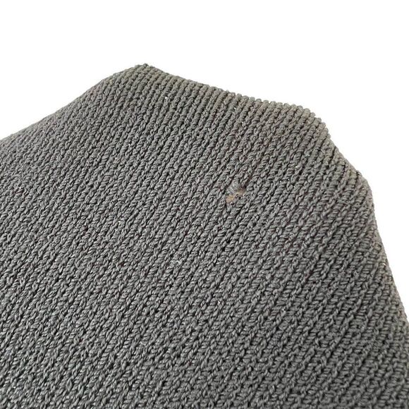 St. John Basics Vintage Santana Knit Back Slit Skirt Size 8 - Picture 9 of 9